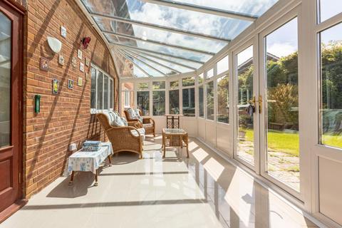 4 bedroom detached house for sale, Ffordd Draenen Ddu, West Cross, Newton, Swansea