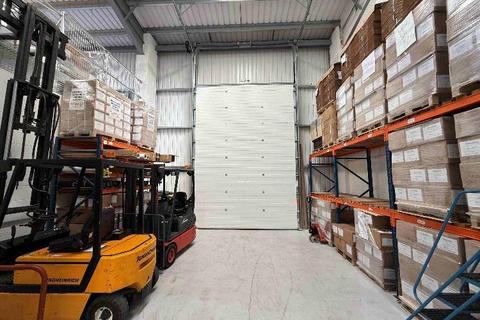 Warehouse to rent, Tunstall Trade Park Stoke On Trent ST6 4JU