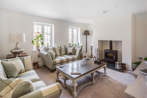 4 bedroom semi-detached house for sale, Woking Road, Jacob's Well