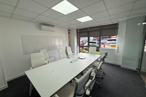 Office to rent, Shrewsbury Ave Peterborough PE2 7UH