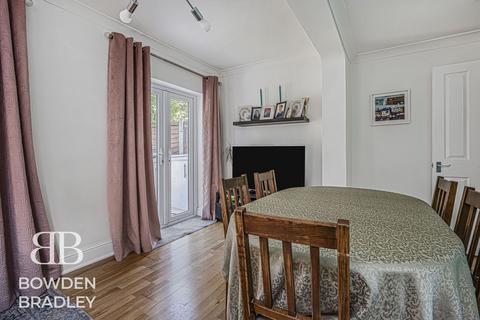 2 bedroom ground floor flat for sale, 8 Cromer Road, Leyton, E10