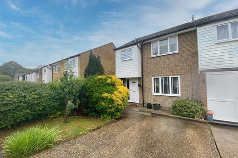3 bed semi-detached house for rent in Paxhill Close, St. Leonards-On-Sea