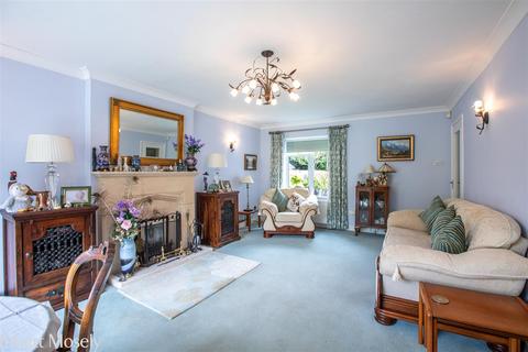 4 bedroom detached house for sale, Brook Lane, Plaxtol TN15