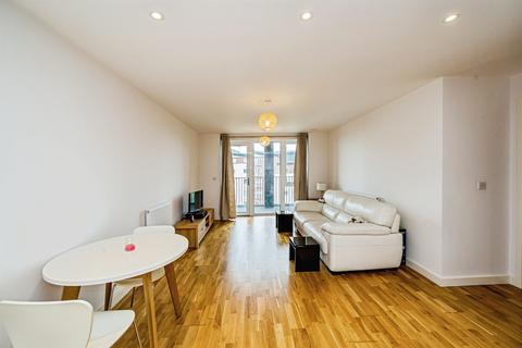 2 bedroom apartment for sale, Windsor Road, Slough