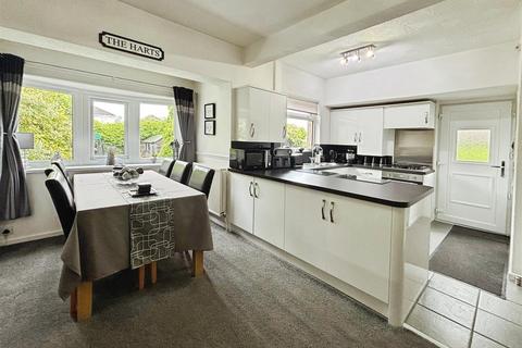 3 bedroom semi-detached house for sale, Wimborne Drive, Bradford BD15
