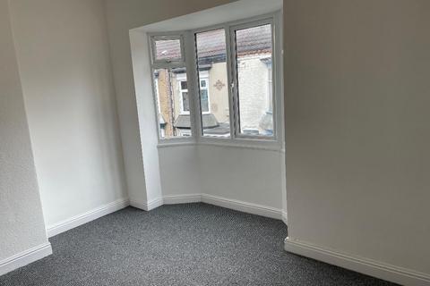 2 bedroom terraced house for sale, Ashdene Villas, Brecon St, Hull, HU8 8TP