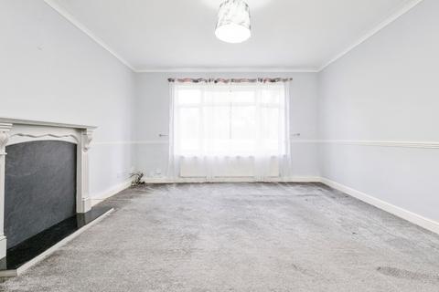 1 bedroom flat for sale, Chigwell Road, Woodford Green, IG8