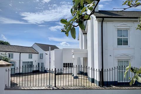 1 bed flat/apartment for rent in Abberley House, Dudley, DY1