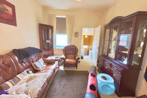 2 bedroom flat for sale, Inskip Terrace, Gateshead NE8