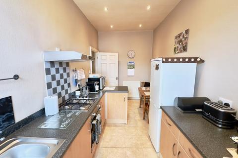 2 bedroom flat for sale, Inskip Terrace, Gateshead NE8