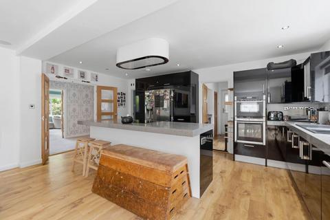 5 bedroom detached house for sale, Hillmorton Road, Rugby, CV22
