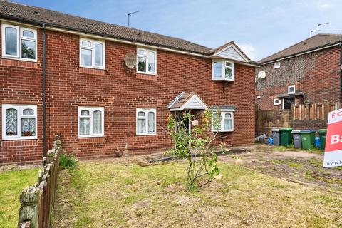 Maisonette - Birchfield Way, Walsall, West Midlands, WS5