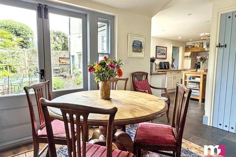 4 bedroom detached house for sale, Merthyr Road, Abergavenny NP7