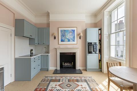 1 bedroom flat for sale, Smith Street, London SW3