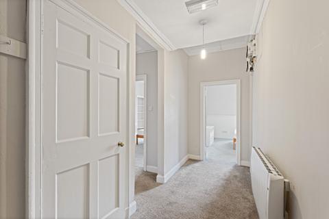 3 bedroom flat to rent, Rankeillor Street, Newington, Edinburgh, EH8