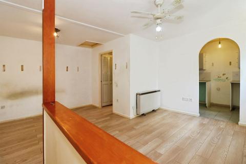 1 bedroom flat for sale, Longs Drive, Yate, Bristol
