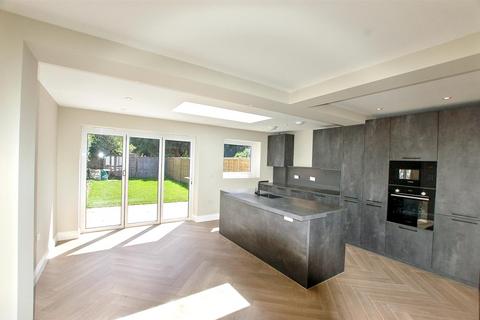 3 bedroom terraced house for sale, Leonard Avenue, Otford, Sevenoaks
