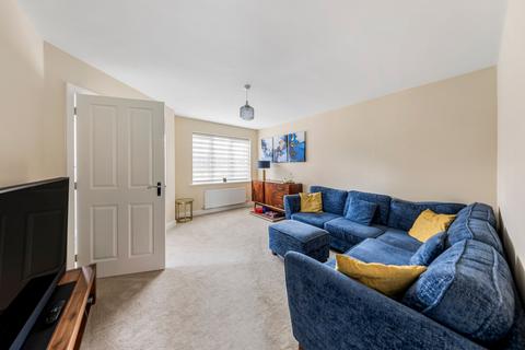 3 bedroom semi-detached house for sale, Waterfield Close, Lowton, WA3