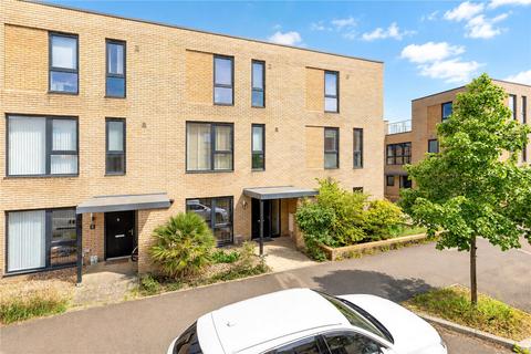 4 bedroom terraced house for sale, Whittle Avenue, Trumpington, Cambridge, Cambridgeshire