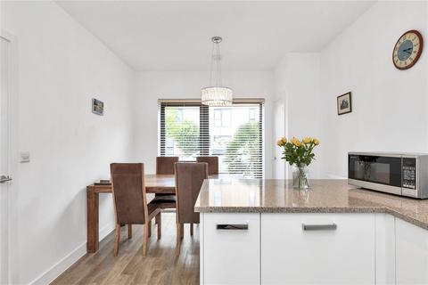 4 bedroom terraced house for sale, Whittle Avenue, Trumpington, Cambridge, Cambridgeshire