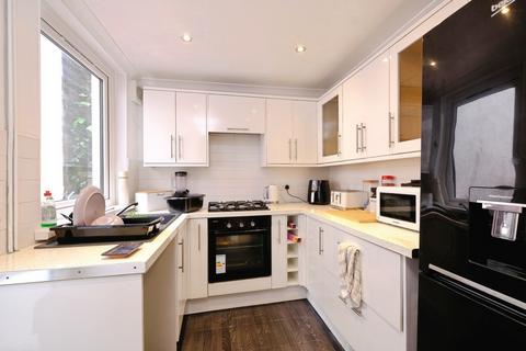 3 bedroom end of terrace house for sale, James Street, Abertillery, NP13