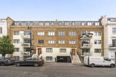 Moreton Place, Pimlico, London, SW1V