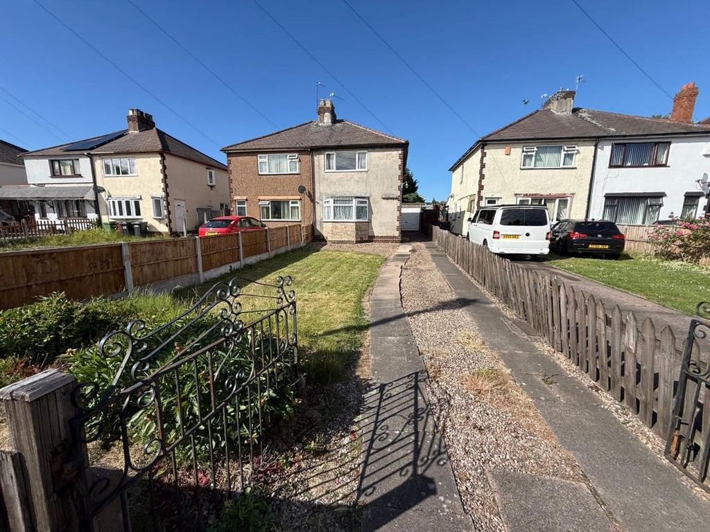2 bedroom semi-detached house for sale