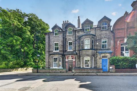 5 bedroom terraced house for sale, Cromwell Road, York