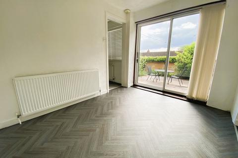 4 bedroom semi-detached house for sale, 15 Sandringham Way, Royton OL2 5YH