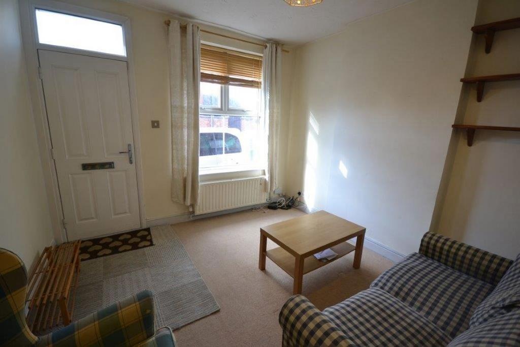 House in Leicester, Clarendon Park - View 5