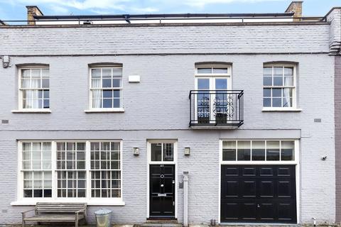 4 bedroom terraced house for sale, Princes Gate Mews, South Kensington, London, SW7