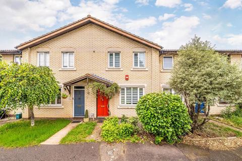Sonning Gardens, Hampton TW12