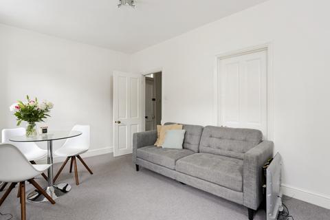 3 bedroom house for sale, Tyneham Road, London, SW11