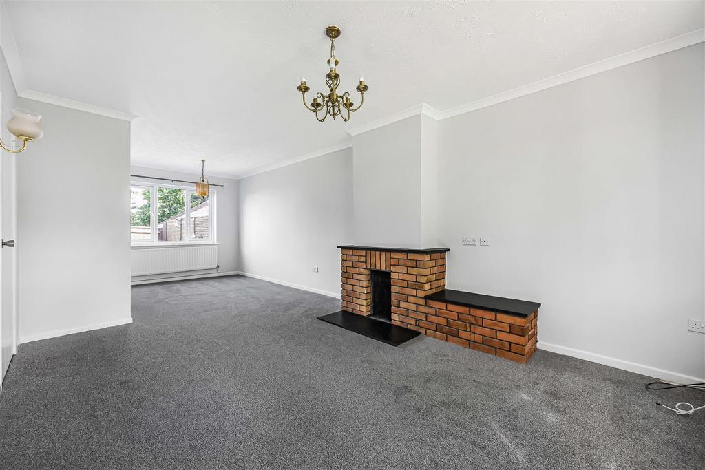Lamorna Crescent, Tilehurst, Reading – pohled 2