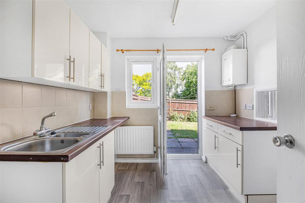 Lamorna Crescent, Tilehurst, Reading – pohled 4