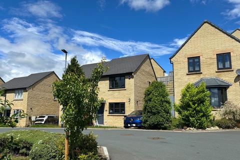 2 bedroom semi-detached house for sale, Meadow Bank, Allerton, Bradford, BD15