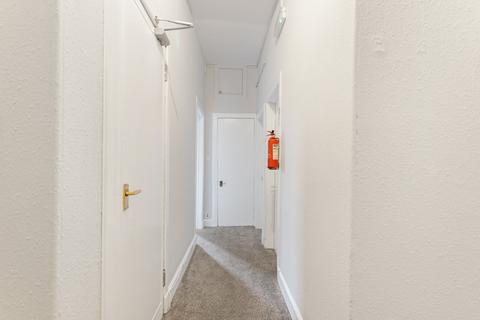 3 bedroom flat to rent, Roseneath Place, Marchmont, Edinburgh, EH9