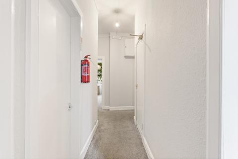 3 bedroom flat to rent, Roseneath Place, Marchmont, Edinburgh, EH9