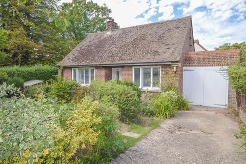 2 bedroom bungalow to rent, Windhill, Bishops Stortford, CM23