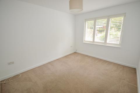 2 bedroom bungalow to rent, Windhill, Bishops Stortford, CM23