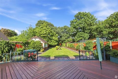 4 bedroom detached house for sale, Sugden Avenue, Wickford, Essex, SS12