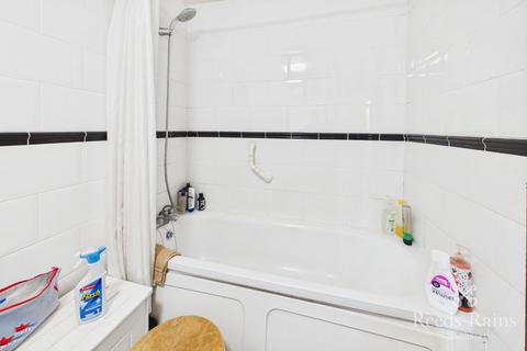 2 bedroom apartment for sale, Hollins Lane, Sheffield S6