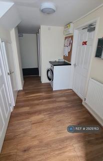 1 bedroom in a house share to rent, Brendon Avenue, Luton, LU2
