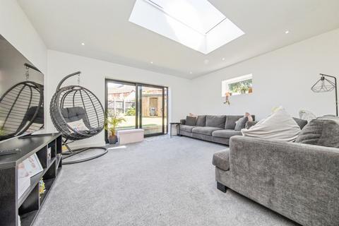 3 bedroom detached house for sale, Ha'penny Field, Holbrook, Ipswich