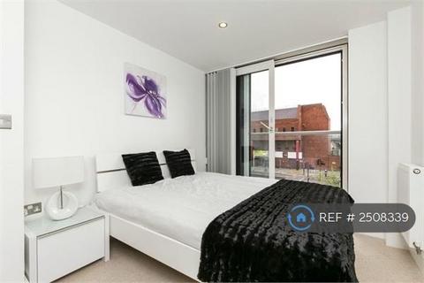 1 bedroom flat to rent, Distillery Tower, London, SE8