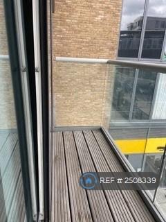 1 bedroom flat to rent, Distillery Tower, London, SE8