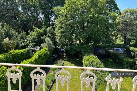 1 bedroom in a house share to rent, Ellenborough Crescent, Weston Super Mare, BS23