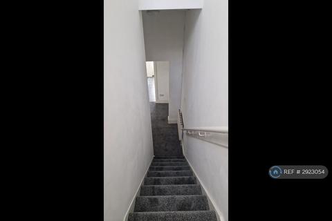 2 bedroom flat to rent, Coltman Street, Hull, HU3