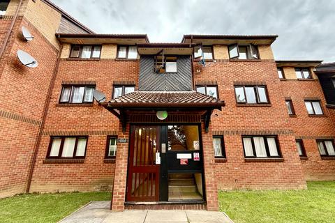 Pavilion Way, Edgware HA8
