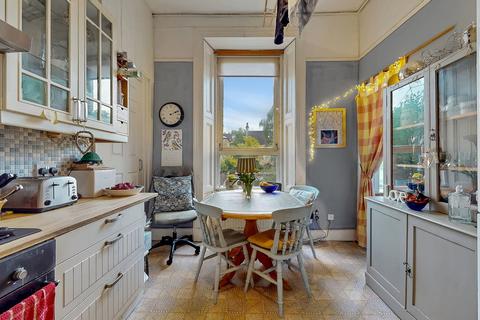 2 bedroom flat for sale, Albert Road, Glasgow G42